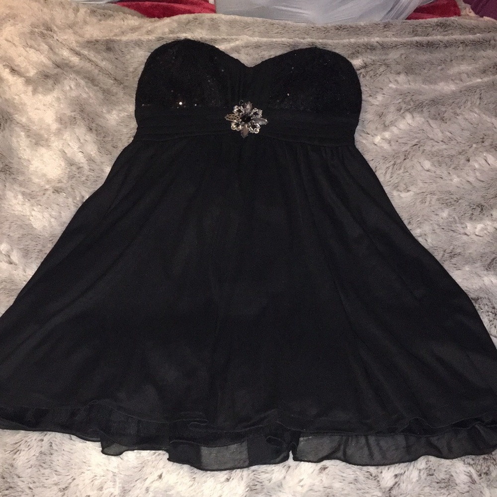 Strapless dress